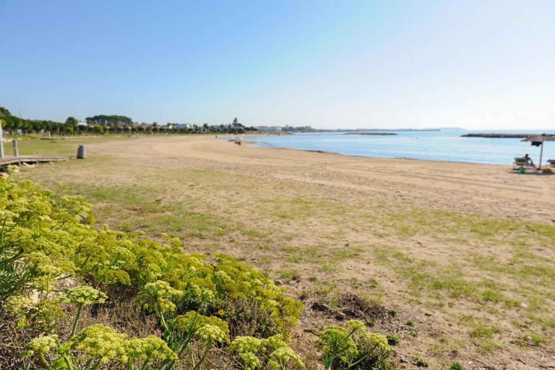 Вилла Casa Del Dorado Playa Камбрильс Экстерьер фото